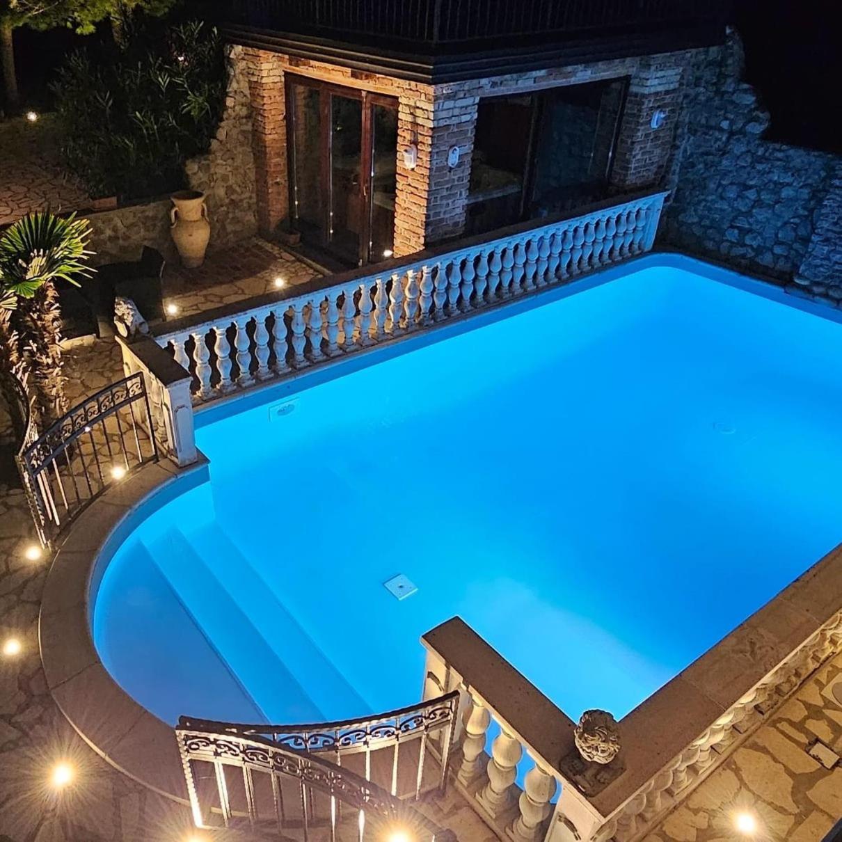 Casa Oasa -Accommodation , Pizzeria & Bar Marezige Exteriér fotografie